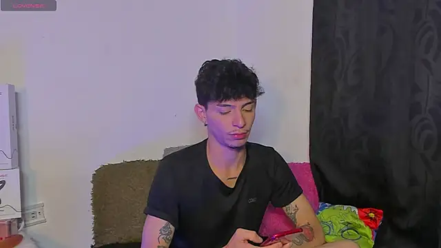  IanLark online show from July 2026 12:02:01 AM