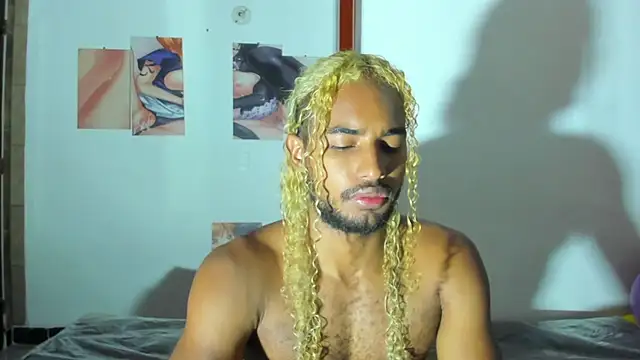 salvatore amator online show from May 2026 04:53:01 AM