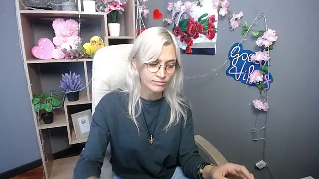 RubyDaviss online show from May 2026 12:13:02 PM
