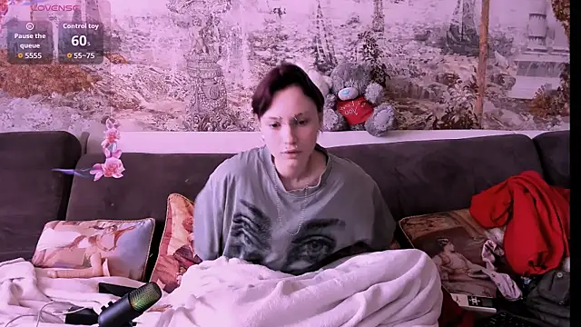 Snapshot of VikaViktoria chatting on May 2026 09:36:02 AM VikaViktoria online show from May 2026 09:36:02 AM