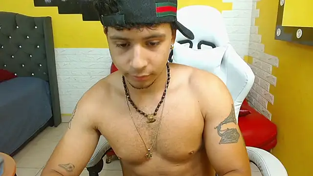 Snapshot of jbarto_ chatting on May 2026 01:22:01 AM jbarto online show from May 2026 01:22:01 AM