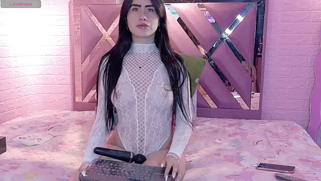Snapshot of Lexy_Dumoun_ chatting on June 2026 03:52:02 AM Lexy Dumoun online show from June 2026 03:52:02 AM