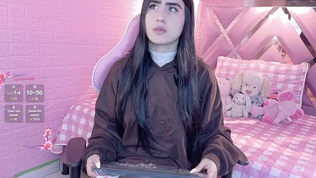Snapshot of Lexy_Dumoun_ chatting on June 2026 03:31:02 AM Lexy Dumoun online show from June 2026 03:31:02 AM