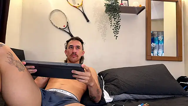 Aaron wheel online show from May 2026 05:12:02 PM