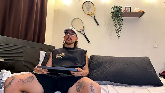 Aaron wheel online show from June 2026 02:07:01 AM