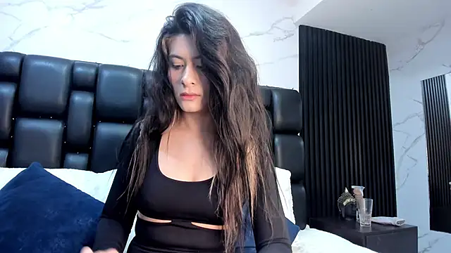 Snapshot of AshleyyHall chatting on May 2026 12:50:02 AM AshleyyHall online show from May 2026 12:50:02 AM