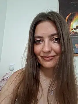 Snapshot of Alba2331 chatting on June 2026 11:47:02 AM Alba2331 online show from June 2026 11:47:02 AM