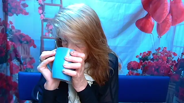 AliceWriter online show from May 2026 05:14:02 AM