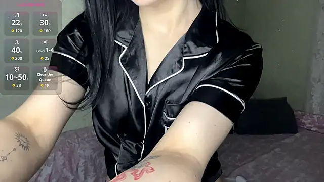 Madisonlovx online show from June 2026 07:29:01 PM