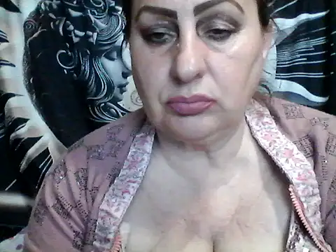 Snapshot of LoaqLovew chatting on April 2026 08:23:02 AM LoaqLovew online show from April 2026 08:23:02 AM
