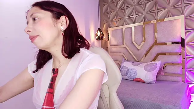 Snapshot of stephaniesun_ chatting on May 2026 12:21:02 PM stephaniesun online show from May 2026 12:21:02 PM