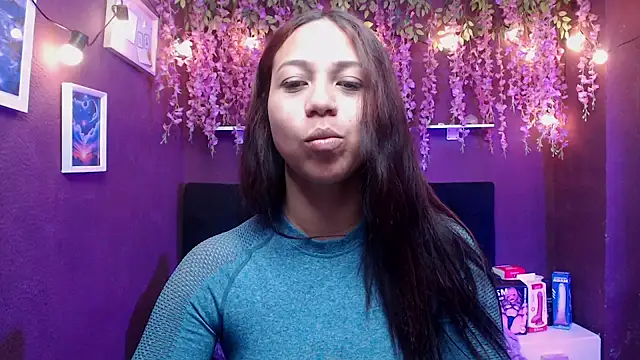 Snapshot of monik299 chatting on May 2026 01:08:02 PM monik299 online show from May 2026 01:08:02 PM