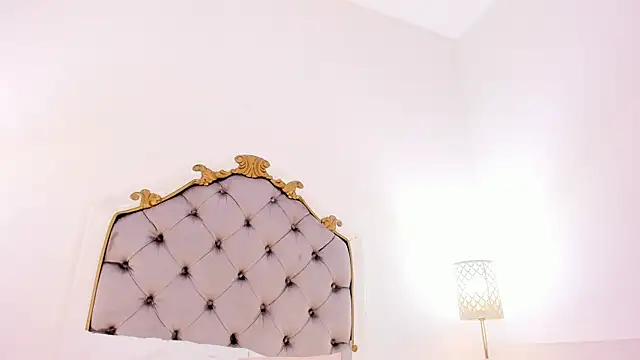 Snapshot of atenea_lux chatting on July 2026 03:43:01 PM atenea lux online show from July 2026 03:43:01 PM