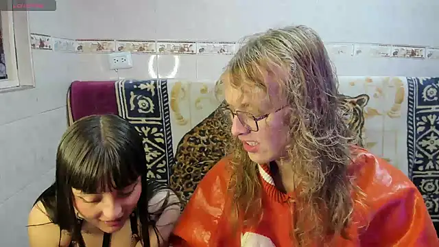 Snapshot of Jinnbooky chatting on June 2026 12:47:02 PM Jinnbooky online show from June 2026 12:47:02 PM