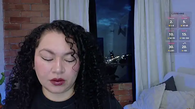 Snapshot of MissBronte chatting on June 2026 11:32:01 PM MissBronte online show from June 2026 11:32:01 PM