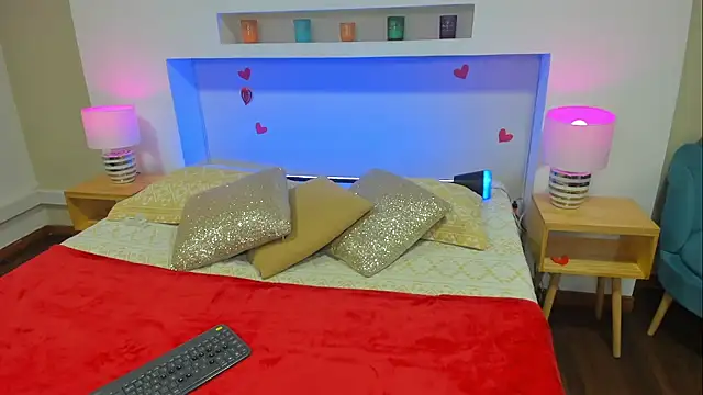 EmmyCastillo online show from June 2026 12:28:01 AM