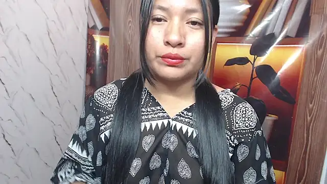 Snapshot of Sol_vannesa chatting on May 2026 03:46:02 AM Sol vannesa online show from May 2026 03:46:02 AM