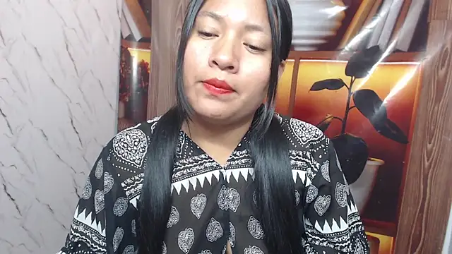 Snapshot of Sol_vannesa chatting on May 2026 04:07:02 AM Sol vannesa online show from May 2026 04:07:02 AM