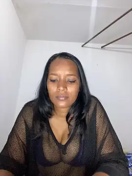 Snapshot of Stefany_03_ chatting on May 2026 09:22:02 PM Stefany 03 online show from May 2026 09:22:02 PM