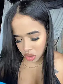Snapshot of EmmaExoticaXXX chatting on July 2026 09:18:01 PM EmmaExoticaXXX online show from July 2026 09:18:01 PM
