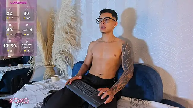 Alan Salazar online show from June 2026 05:45:01 PM