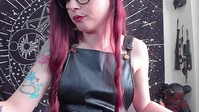 Snapshot of Rebekah_vonKat chatting on April 2026 01:38:02 PM Rebekah vonKat online show from April 2026 01:38:02 PM