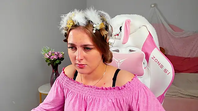 EllaBells online show from June 2026 09:14:01 AM