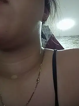 Chloe Thomsoon  online show from May 2026 04:18:02 AM