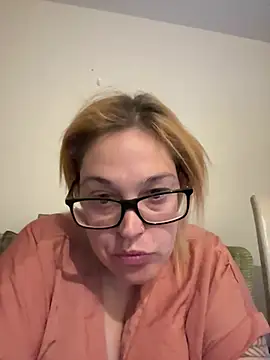 SecretRavenXO online show from May 2026 12:51:02 AM