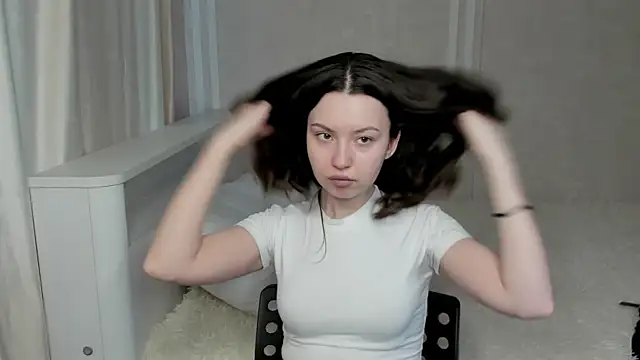 JanLokietek online show from April 2026 08:31:02 AM