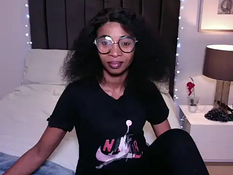 Miss-Erotic-Narcotic online show from April 2026 06:43:01 PM