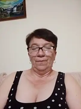 Snapshot of KetQueen101 chatting on June 2026 08:57:01 PM KetQueen101 online show from June 2026 08:57:01 PM