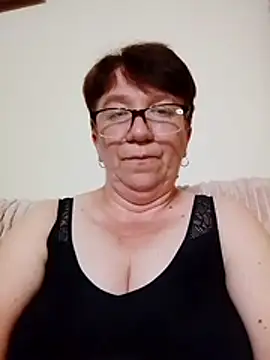 Snapshot of KetQueen101 chatting on June 2026 08:35:01 PM KetQueen101 online show from June 2026 08:35:01 PM