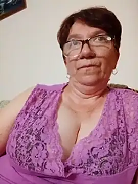 Snapshot of KetQueen101 chatting on July 2026 08:44:02 PM KetQueen101 online show from July 2026 08:44:02 PM