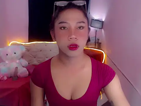 Snapshot of URsexyLylia chatting on July 2026 03:07:01 PM URsexyLylia online show from July 2026 03:07:01 PM