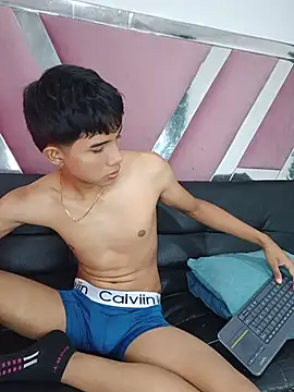 KevCokk online show from May 2026 08:15:01 PM