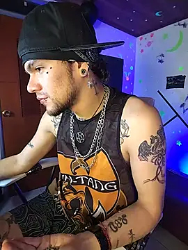 FonixXBelialX online show from June 2026 12:12:02 AM