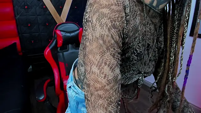 Lucy Doll8 online show from April 2026 08:06:01 PM