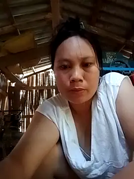 Snapshot of lanngoc2 chatting on May 2026 10:01:01 AM lanngoc2 online show from May 2026 10:01:01 AM