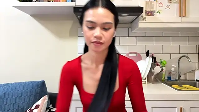 WynellAveritt online show from April 2026 01:48:02 PM