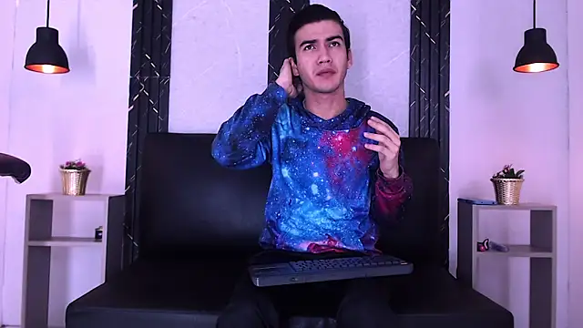 Snapshot of Feiccer_Castquer chatting on May 2026 11:26:02 AM Feiccer Castquer online show from May 2026 11:26:02 AM