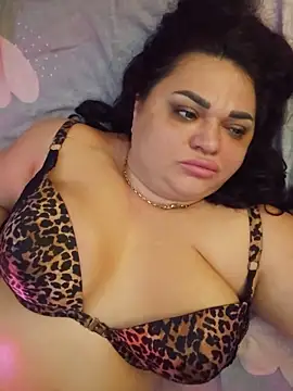 Snapshot of -CUTE-EVVIL- chatting on June 2026 10:24:01 PM -CUTE-EVVIL- online show from June 2026 10:24:01 PM