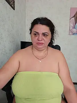 Snapshot of -CUTE-EVVIL- chatting on July 2026 07:37:02 AM -CUTE-EVVIL- online show from July 2026 07:37:02 AM