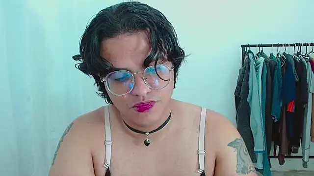 Snapshot of Diane_exotic chatting on May 2026 12:51:02 AM Diane exotic online show from May 2026 12:51:02 AM