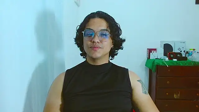 Snapshot of Diane_exotic chatting on July 2026 01:19:02 AM Diane exotic online show from July 2026 01:19:02 AM