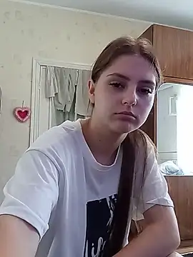 Snapshot of Miss-Venom chatting on June 2026 12:11:02 PM Miss-Venom online show from June 2026 12:11:02 PM