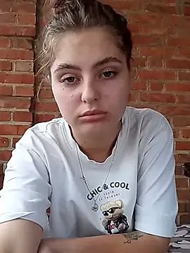 Snapshot of Miss-Venom chatting on July 2026 10:21:01 AM Miss-Venom online show from July 2026 10:21:01 AM