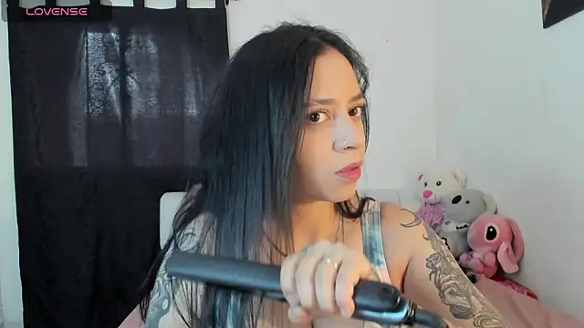 Snapshot of SabBrand25 chatting on May 2026 08:15:01 PM SabBrand25 online show from May 2026 08:15:01 PM