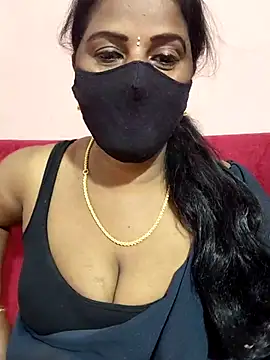 Snapshot of Sunitha-tamilponu chatting on May 2026 06:04:01 PM Sunitha-tamilponu online show from May 2026 06:04:01 PM