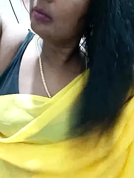 Snapshot of Sunitha-tamilponu chatting on July 2026 08:02:01 PM Sunitha-tamilponu online show from July 2026 08:02:01 PM